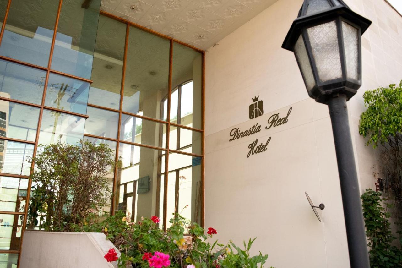 Hotel Dinastia Real Duitama Exterior foto